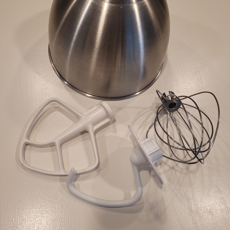 KitchenAid 4.5 Qt Stainless Steel Bowl Whisk Dough Hook Beater