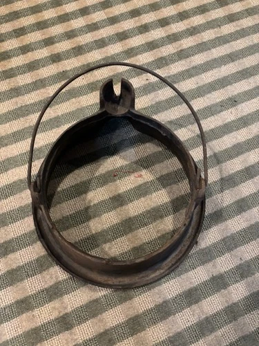 Vintage Griswold Manufacturing Co. Cast Iron Waffle Iron Stand – #77 / Erie, PA