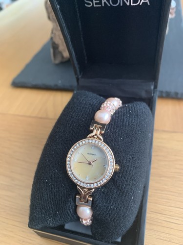 Sekonda Peach, bead Bracelet Ladies Watch With beads diamanté style crystals - Picture 6 of 9
