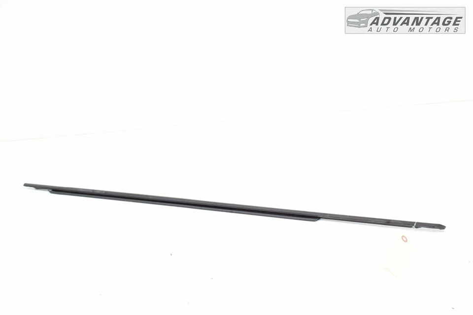 2016-2018 BMW 330E F30 SEDAN FRONT LEFT SIDE DOOR PANEL WINDOW BELT MOLDING OEM - Image 2 of 4