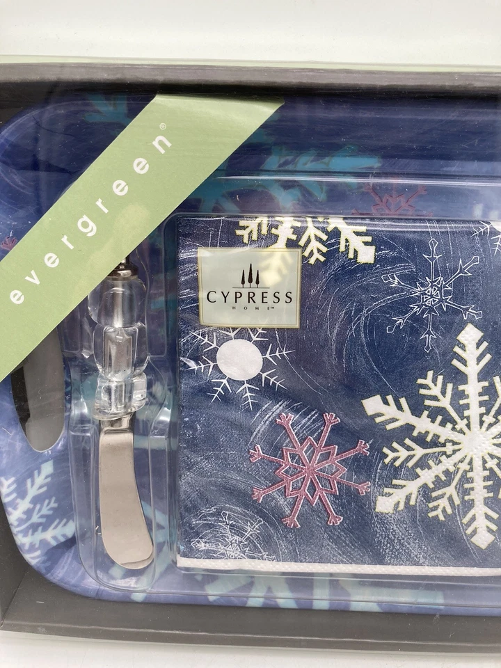 NUEVO Cypress Home Evergreen Copo de Nieve Anfitriona Set de Regalo con Bandeja, Servilletas, Esparcidor Foto 2 de 4