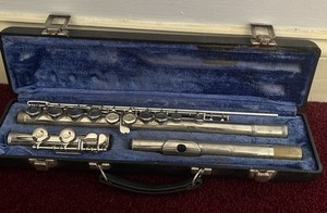 Vintage Gemeinhardt 2NP Student Flute (1982, Elkhart USA) Closed Hole Hard Case