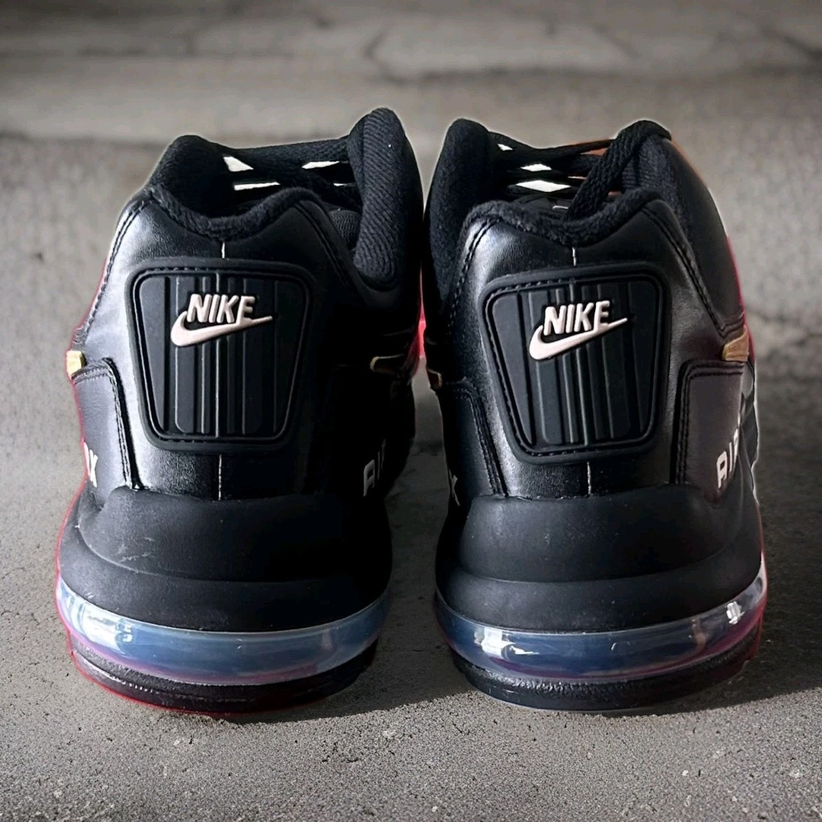Men's Nike Air Max LTD 3 Sneaker - Black/Gold — product photo 4 of 5