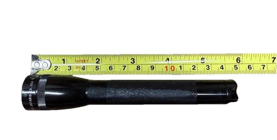 Kit solitário Maglite mini vermelho e Maglite vermelho - Imagem 4 de 4