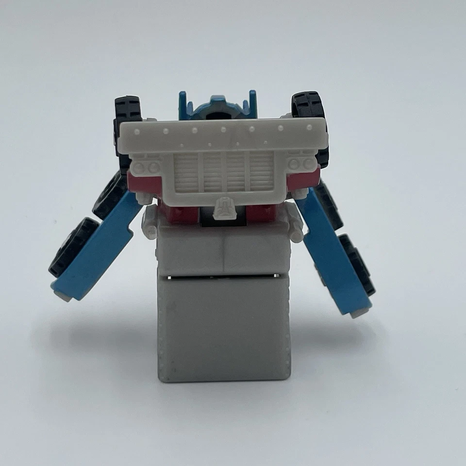 Фигурка 2011 Transformers Optimus Prime Bot Shots Autobot Hasbro серия 1 B003 - Изображение 2 из 4