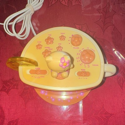 Hello Kitty HK155 Teacup Alarm Clock AM/FM Radio Digital Display Pink Yellow