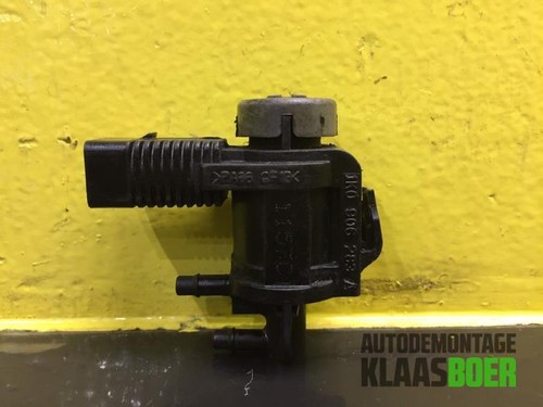 Sensor für Kraftstoffdruck VW Caddy III Kasten 2KA 1K0906283A P17424362