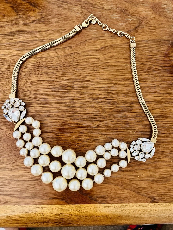 Impresionante Collar CAbi Contessa Tono Dorado Estrás Imitación Perla Ajustable 20" + Foto 4 de 4