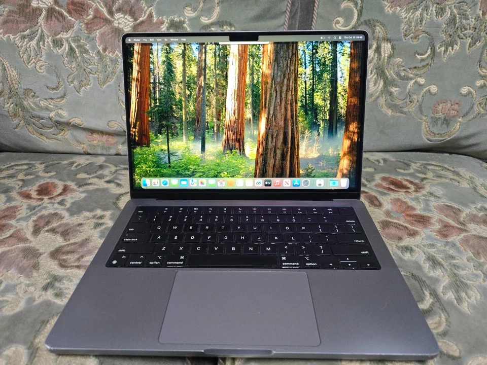 Apple MacBook Pro 14" M3 · 24GB · 1TB, photo 1 of 5