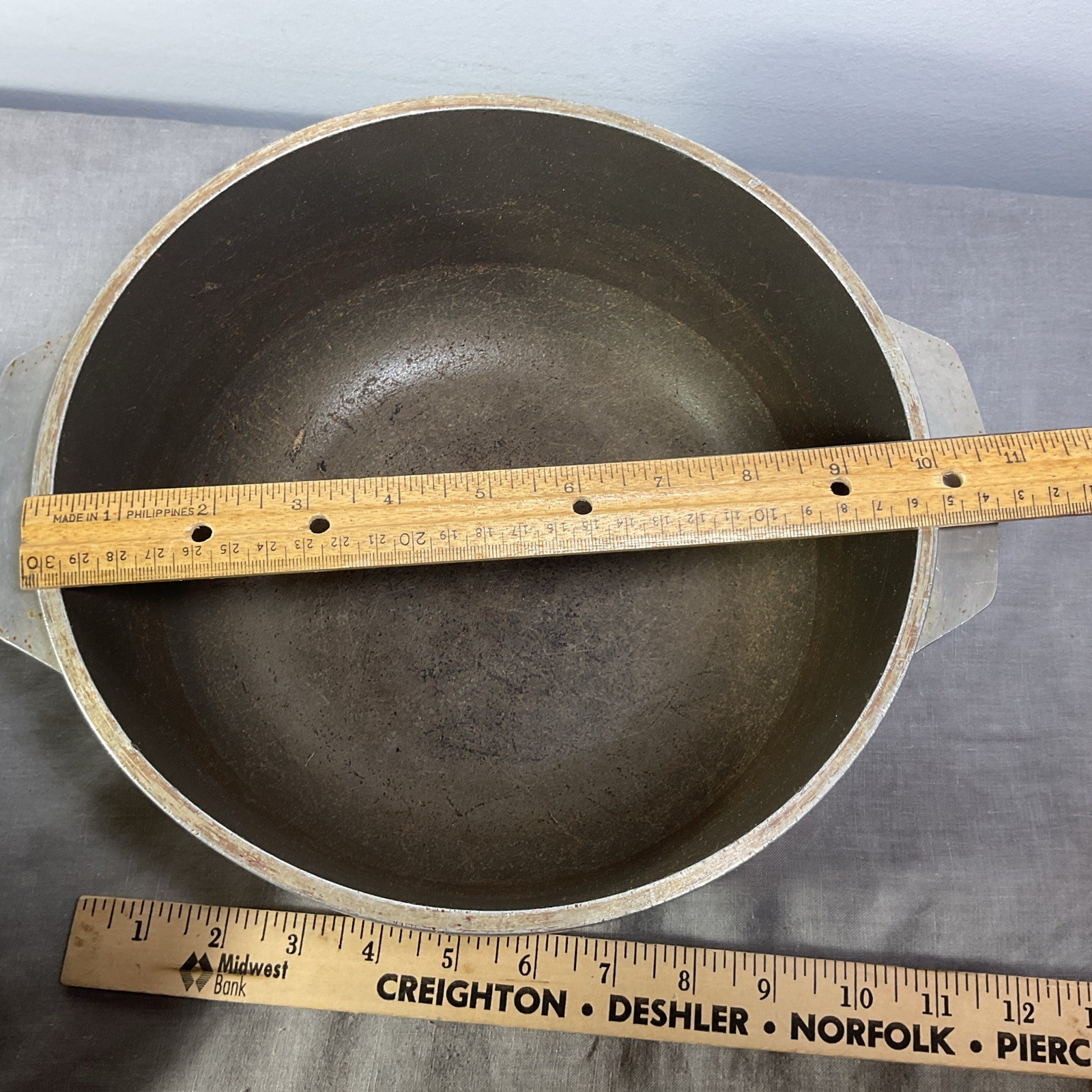 Vintage REGAL WARE 11" Steamer Pot Dutch Oven Roaster with lid striped