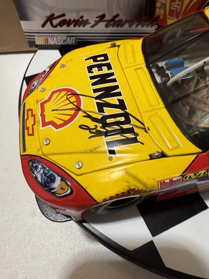 RARE 4X AUTOGRAPHED Kevin Harvick #29 Shell 2007 COT 1/24 Nascar Diecast READ - Image 2 of 4