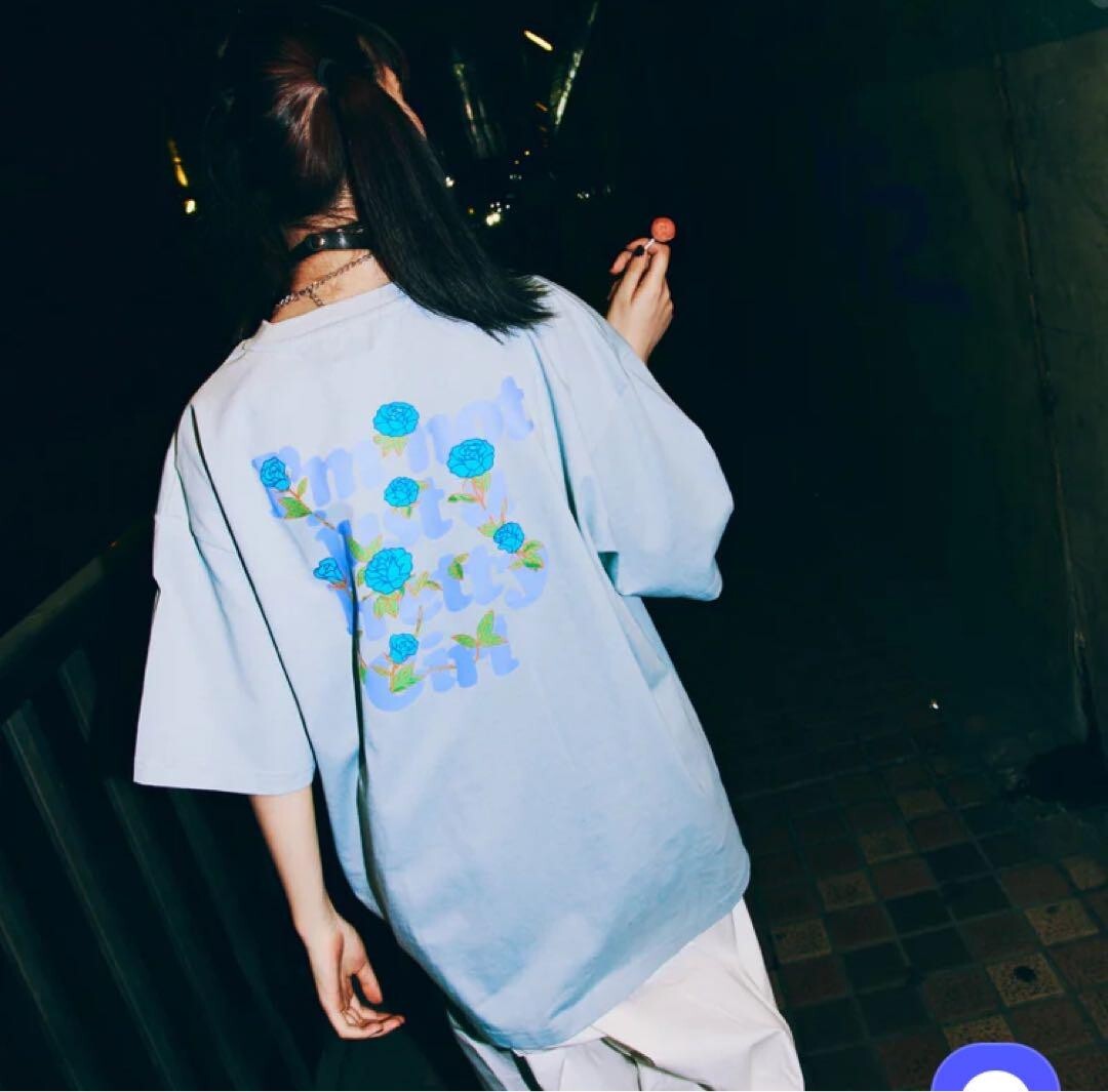 Ado x 9090 T-shirt Size XL Pretty Girl Tee Gray Blue Big