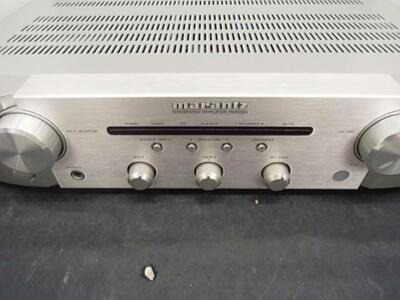 Marantz PM5004 Integrated Amplifier Good Condition Used w/Remote