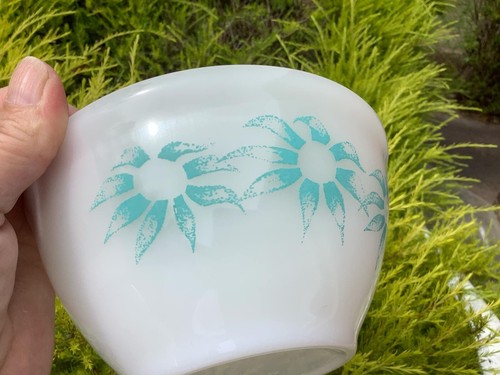 Vintage Agee Pyrex Turquoise Flannel Flower Mixing Bowl Set x4 - Picture 17 of 24