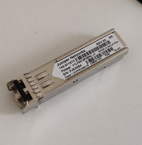 2x Juniper SFP 1000BASE-SX LC connector; 850 nm; 550m multimode 740-011613 Rev1 - Bild 2 von 7