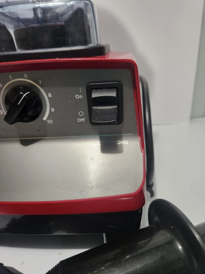 Vitamix 10  Speed Blender VM0103    Variable Speed Tested Creations Red  - Image 3 of 4