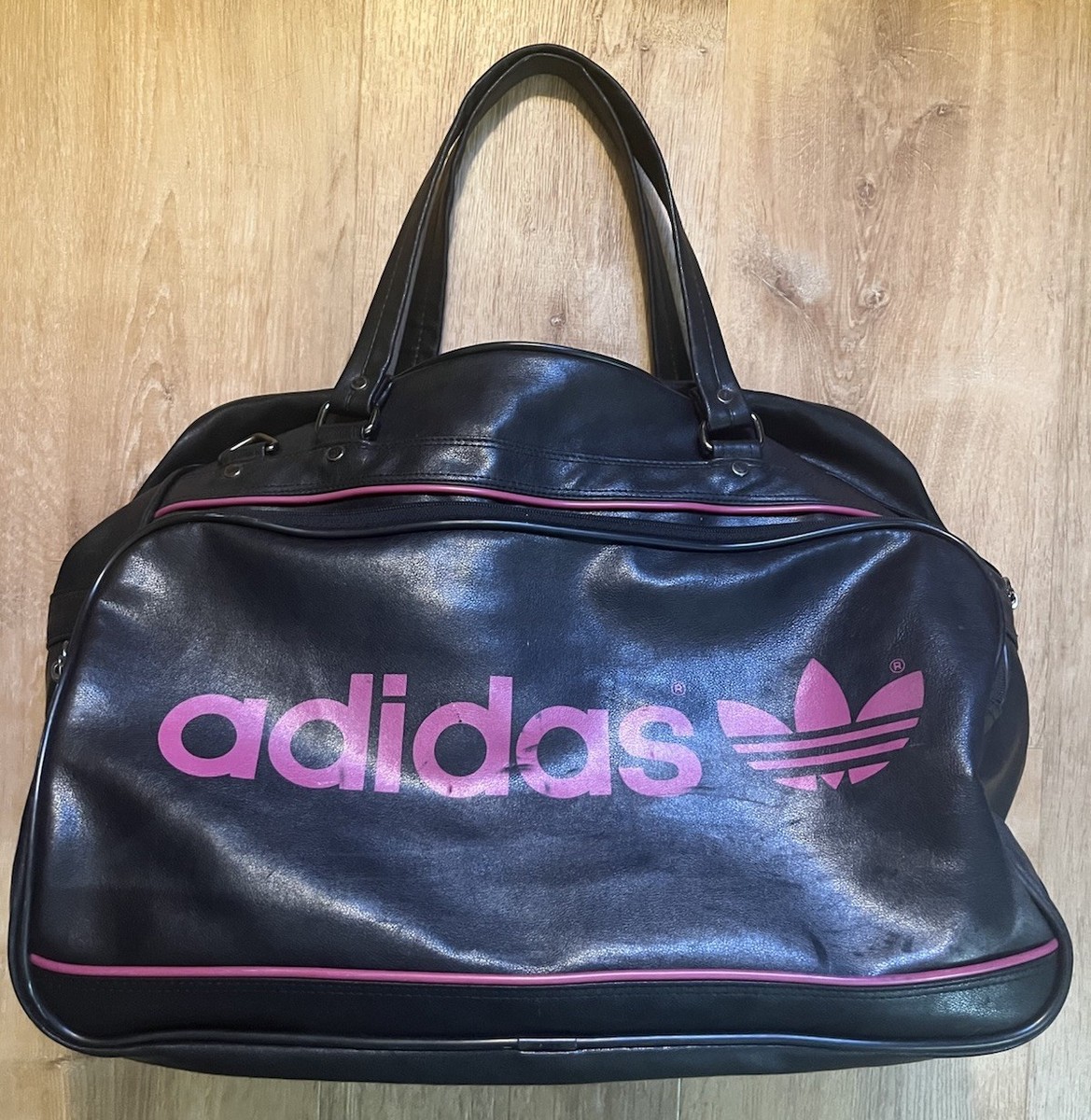 adidas バッグ 80s Vintage adidas Duffle Tote Overnight Gym Bag Faux Leather Black