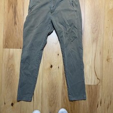 Levi's Men's Xx Standard Taper Chino Pants Olive Sz 31X32 Casual Stretch