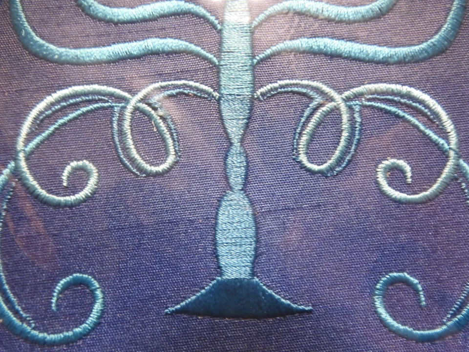 2 张纸莎草纸卡高品质光明节和传统精彩季节 — 第 4/4 张图片