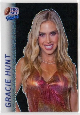 2024 Leaf Pro Set Metal Retro Black Mojo 1/4 Gracie Hunt Miss Kansas USA #RB-42