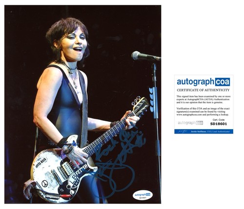 Rock Music Legend Joan Jett Signed Autographed 8x10 Photo ACOA COA BLACKHEARTS