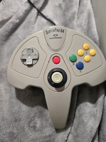 Lot of 7 Nintendo 64 & 1 NES VINTAGE Controllers.NES Controller In Untested