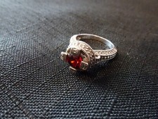 682--VINTAGE STERLING SILVER RING--925--SIZE-7--LOADED WITH STONES