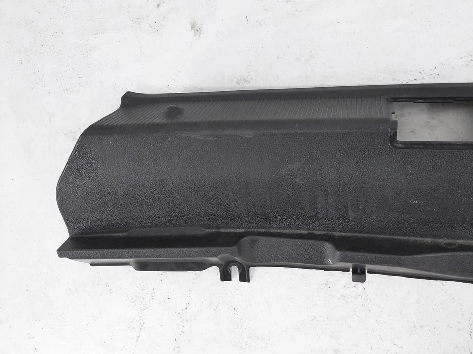 Panel de embellecedor trasero de maletero de carga Mercedes-Benz C250 2012-2015 204-690-48-00-9051 Foto 3 de 4