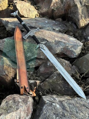 Skyrim Sword Replica Two Handed Dragonborn Elder Scroll Battle Ready Double Edge