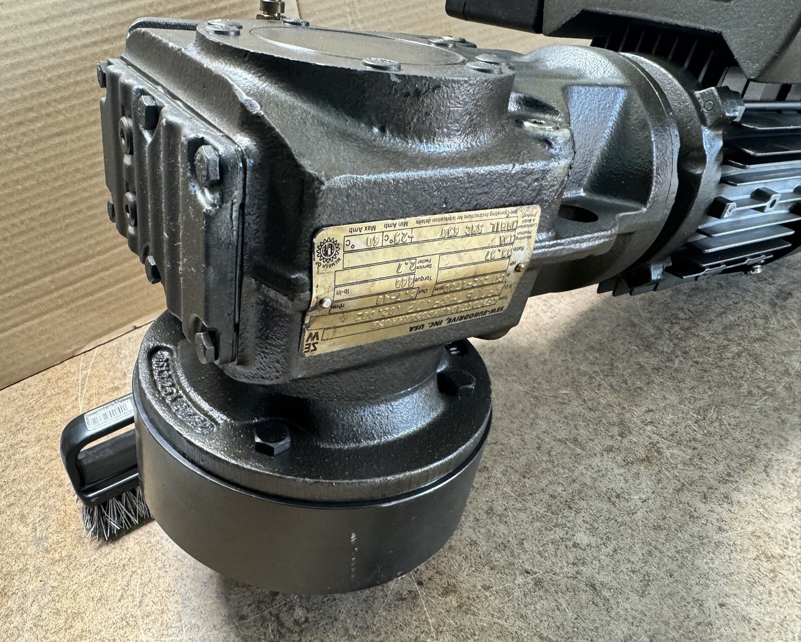 SEW Eurodrive Getriebemotor KF37 DT71D4/BMG Trumpf – Bild 2