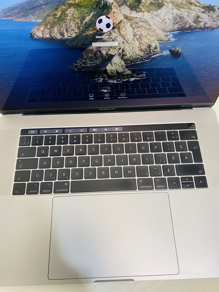 MacBook Pro 15 Touch Bar (2016) 2.7 GHZ Quad-Core i7 16GB