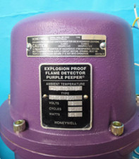 1pcs Honeywell flame detector C7061F2001