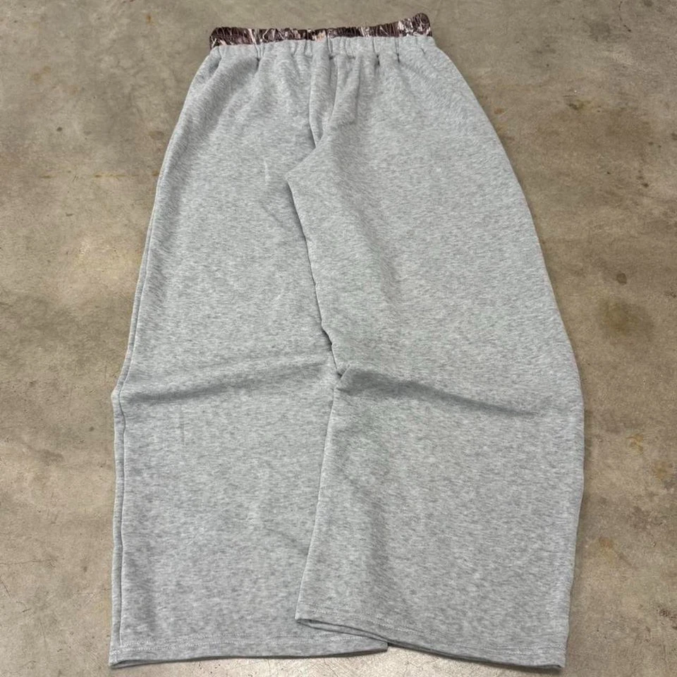 Pantalones deportivos super holgados camuflaje doble cintura Foto 3 de 4