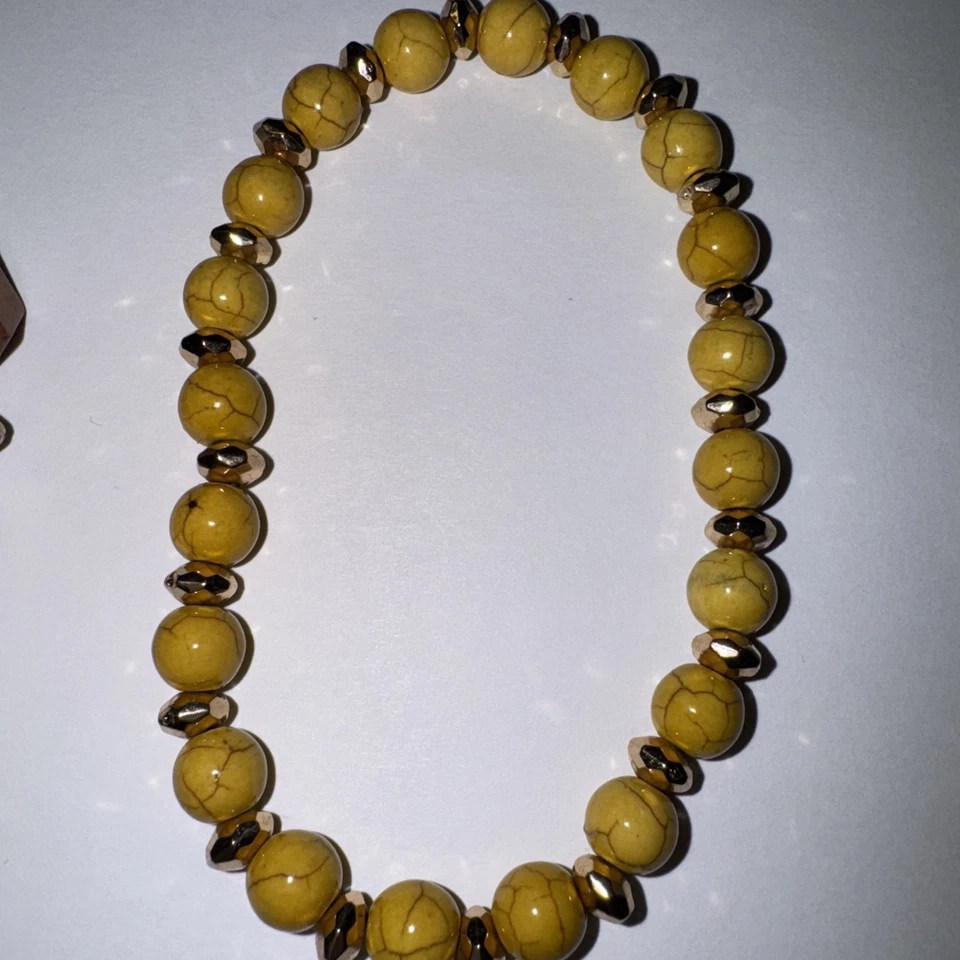 Lot of 3 Stretch Bracelets – Amazonite, Yellow Howlite, Wood & Ceramic Beads - Image 3 of 4