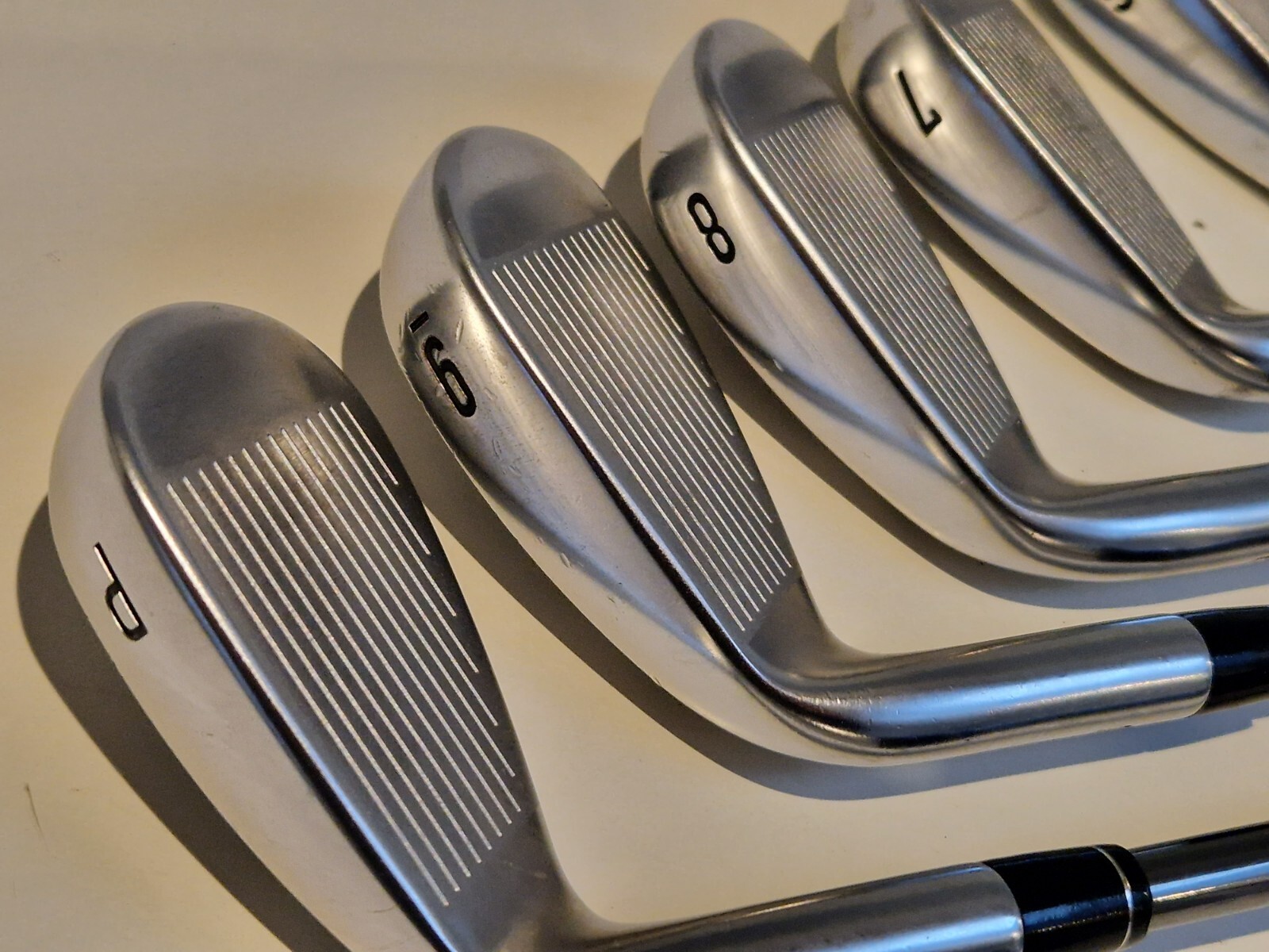 Callaway Apex CF19 Irons 4PW, Project X Catalyst 50 5.0 Graphite