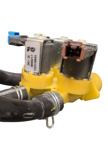 Electrolux 132518845 132518842 Dreifach-Wassereinlassventil mit Schläuchen - gebraucht geprüft - Bild 2 von 4