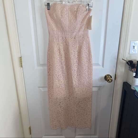 Picture 3 of 12