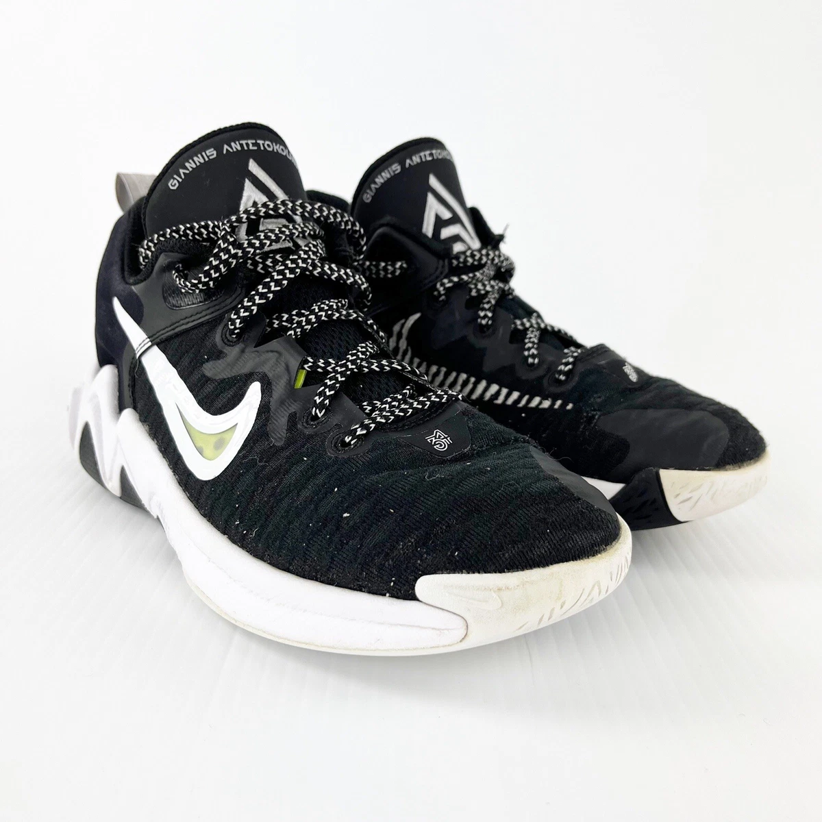 Giannis shoes youth top