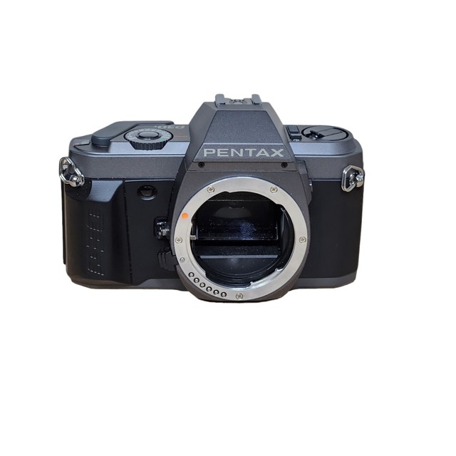 PENTAX P30T 35mm FILM CAMERA w/SMC PENTAXA 50mm f/2 LENS Box & Manuals