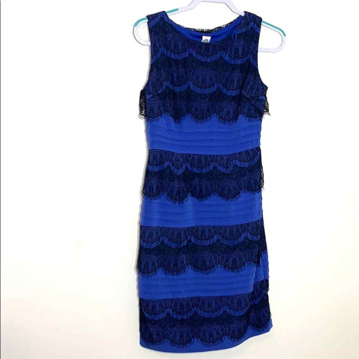 chinese dress ladies Royal Blue V-neck Lace Appliques Homecoming Dress, MH603