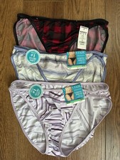 NWT FREE SHIP 3 Size 8 Vanity Fair Illumination String Bikini Panties 18108