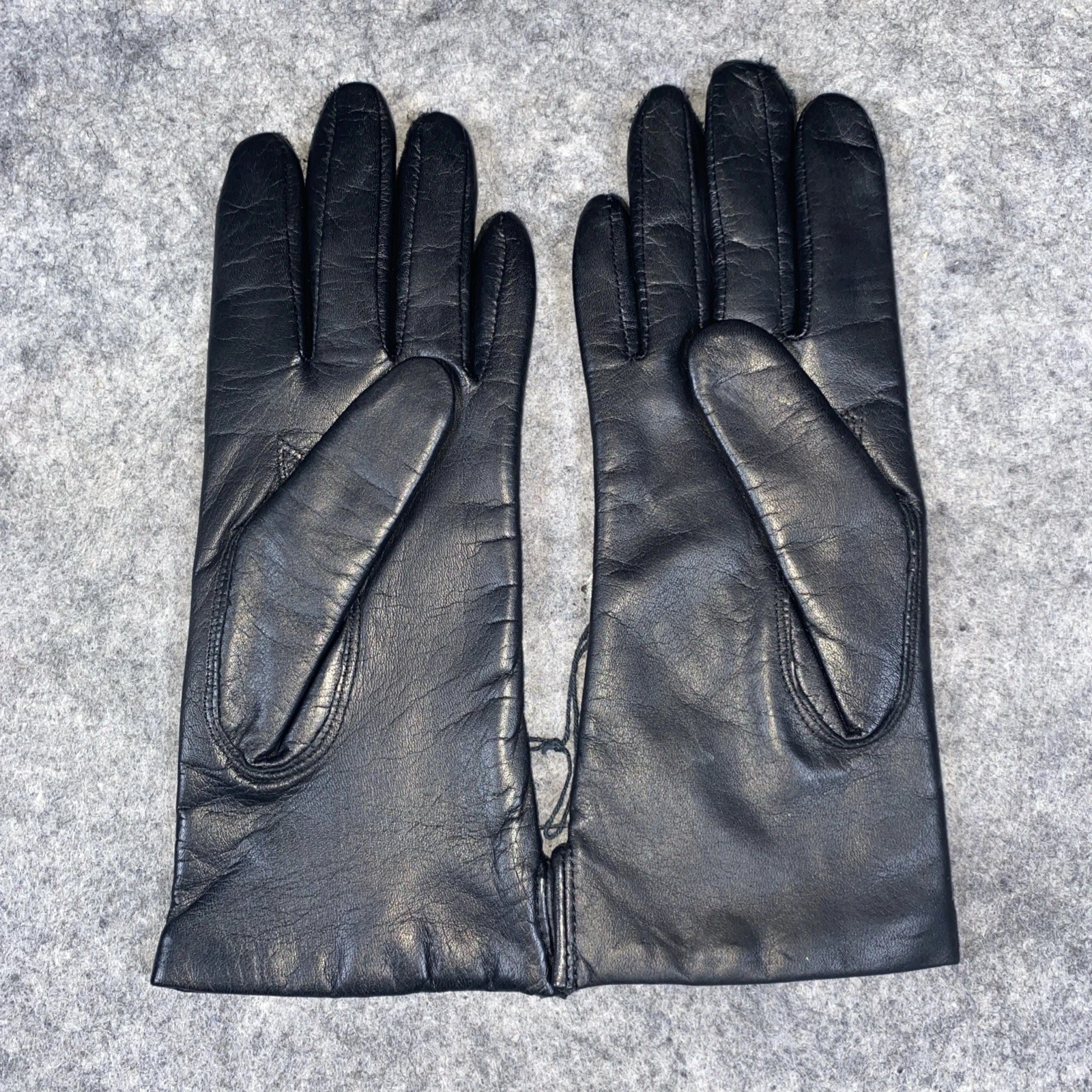 Vintage NWT Fownes Womens Black Suede Leather Gloves Acrylic Lined Size 6 1/2