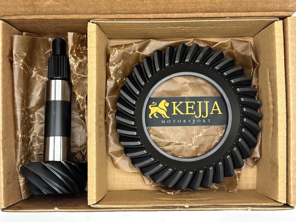 Ford English crown wheel and pinion 4.71 cwp also Timken bearing rebuild kit - Image 3 of 4