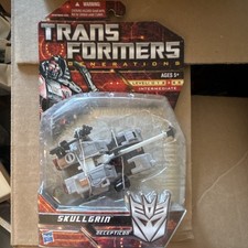 Hasbro Transformers Generations Skullgrin Decepticon Transforming Action Figure