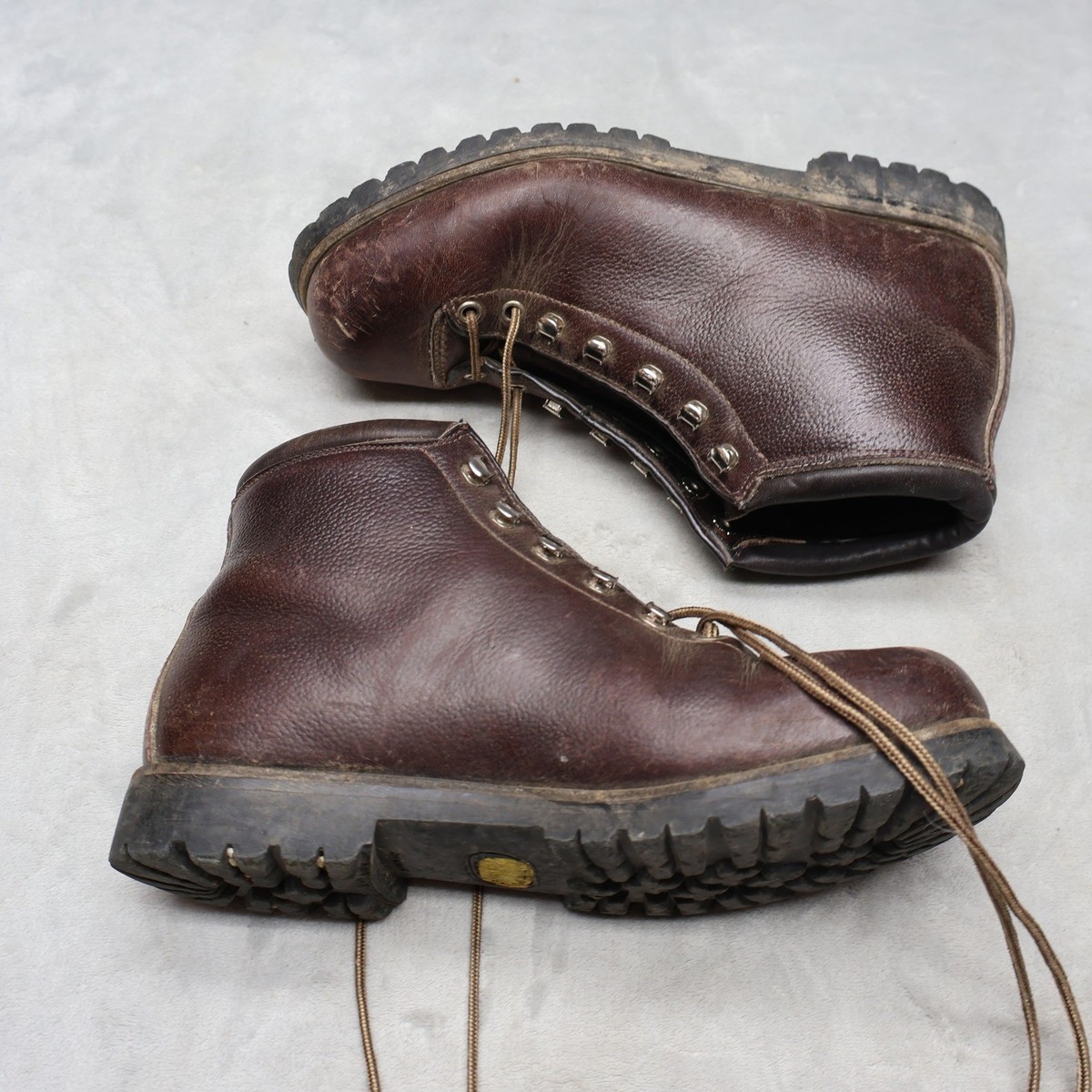 Fabiano Men? 8 Narrow Hiking Boots Brown Leather Lug Lace  display picture 1