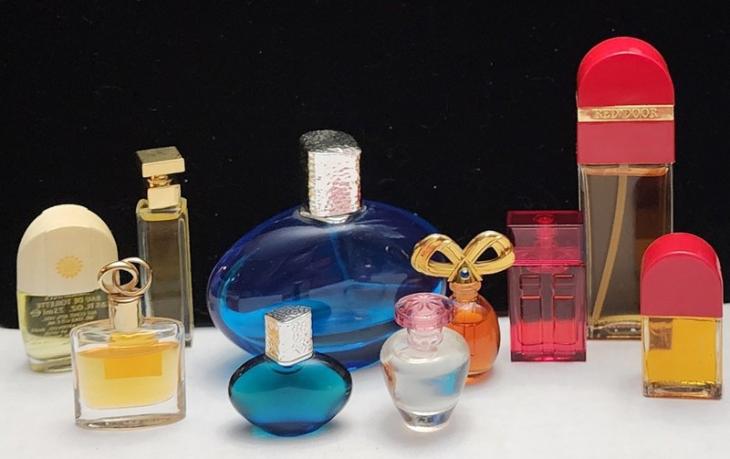 Vintage Perfume Lot of 10 Elizabeth Arden Perfumes, 