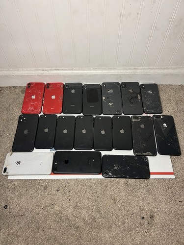 Lot of 18 mixed iPhones –iPhone 11 SE 2020 XR For Parts or Repair AS IS