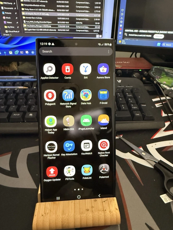Samsung Galaxy Note 20 · 256GB, photo 2 of 3