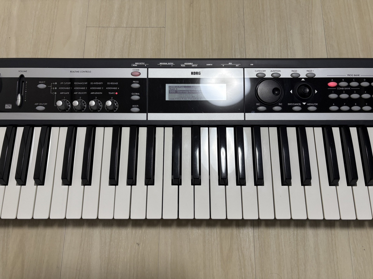 Korg X50 61-Key Keyboard Synthesizer with Soft Case and Korg X50 61-Key Keyboard Synthesizer with Soft Case and