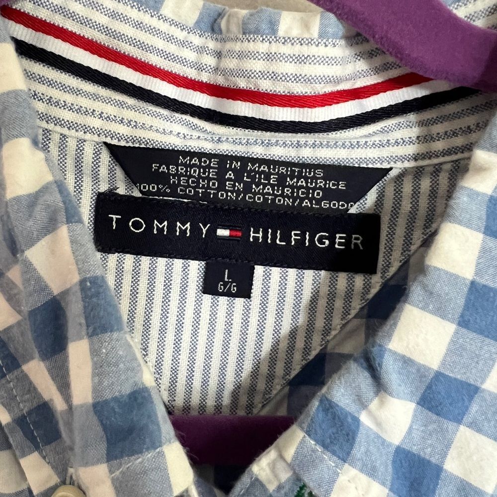 Tommy Hilfiger men's cotton button down shirt. Blue and white checks. Size L EUC thumbnail 2